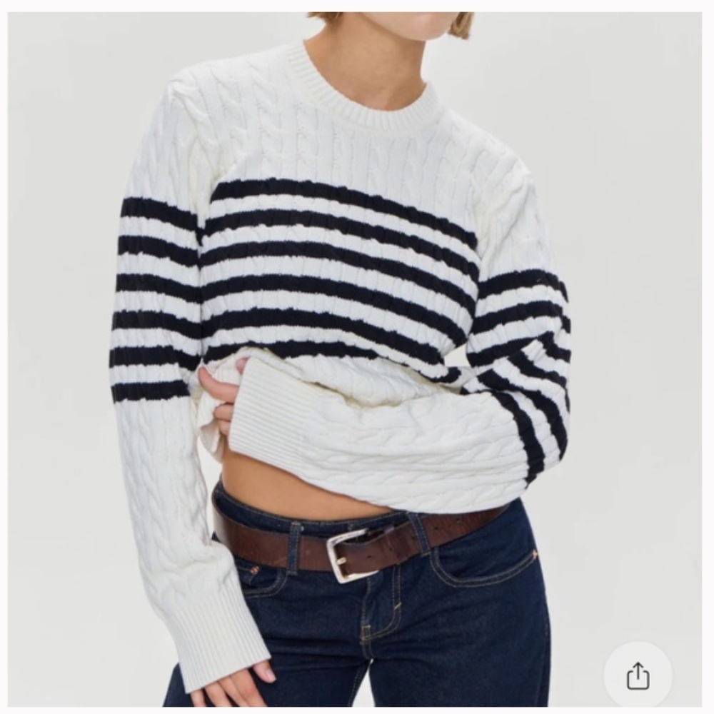 EUC Frankie’s Bikinis Black and White Thick Cable Knit Sweater Size XS